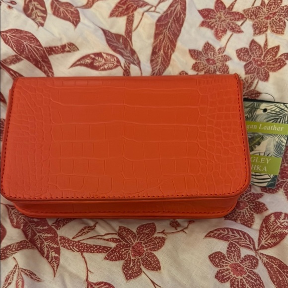 Badgley Mischka Orange Croc-Embossed Bag - Picture 3 of 10